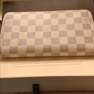 Louis Vuitton Wallet